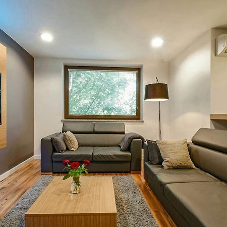 Lupoapartments Kosynierow Klimatyzacja Dostep Na Kod Lodź Bagian luar foto
