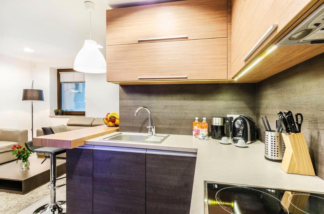 Lupoapartments Kosynierow Klimatyzacja Dostep Na Kod Lodź Bagian luar foto