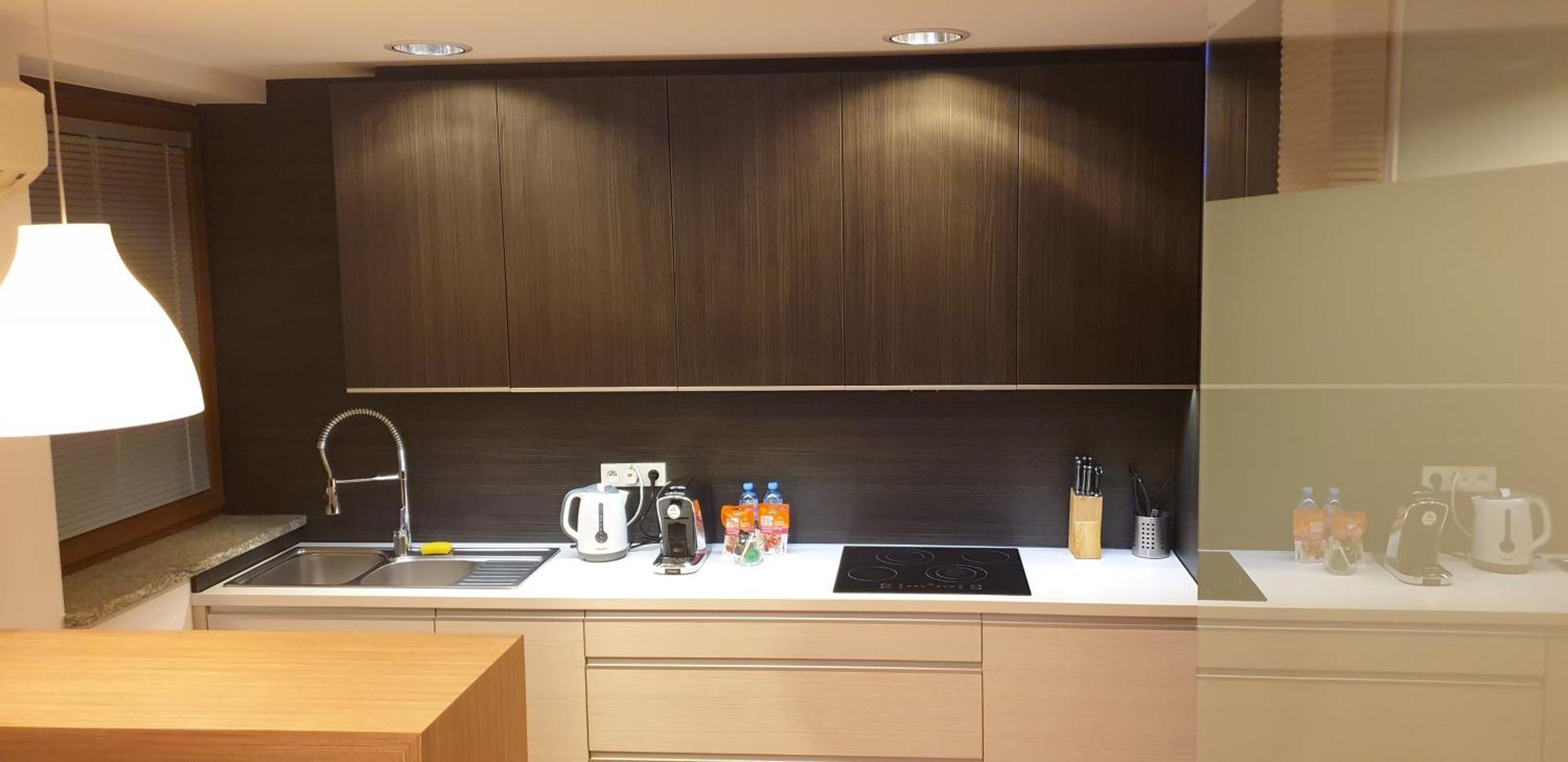 Lupoapartments Kosynierow Klimatyzacja Dostep Na Kod Lodź Ruang foto